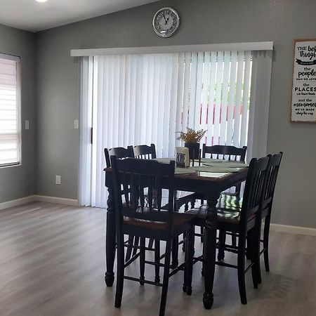 Comfortable Family Home Лас Вегас Екстериор снимка