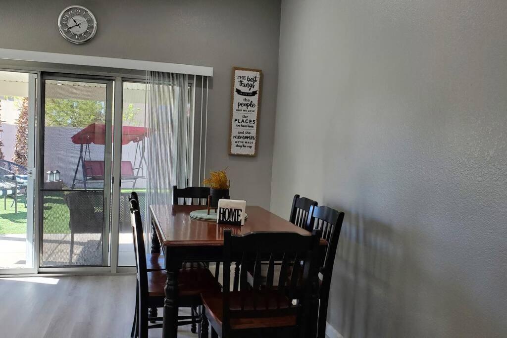 Comfortable Family Home Лас Вегас Екстериор снимка